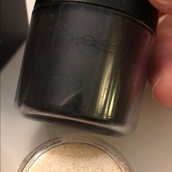 mac pigment two full size cocomotion and dark soul sealed. new plus samples - Picture 3 of 8